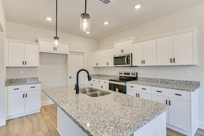 131 Burlwood Rd, Greenwood, South Carolina - Williamsburg II