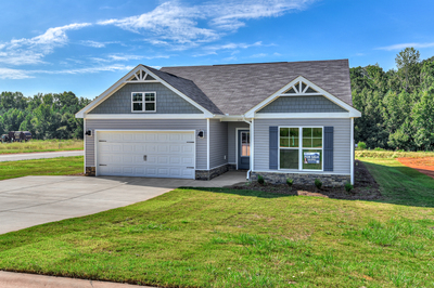 329 Burlwood Rd, Greenwood, South Carolina - Bridgeport
