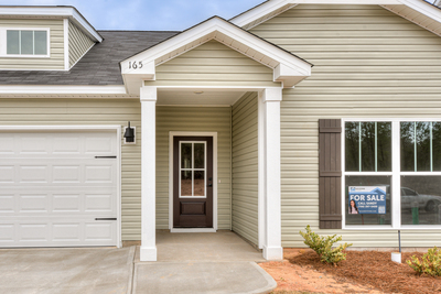 213 Palmetto Loop, Vidalia, Georgia - Ficus